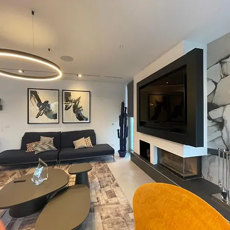 Newly Built Luxury In Zrnovo Bay Apartamento